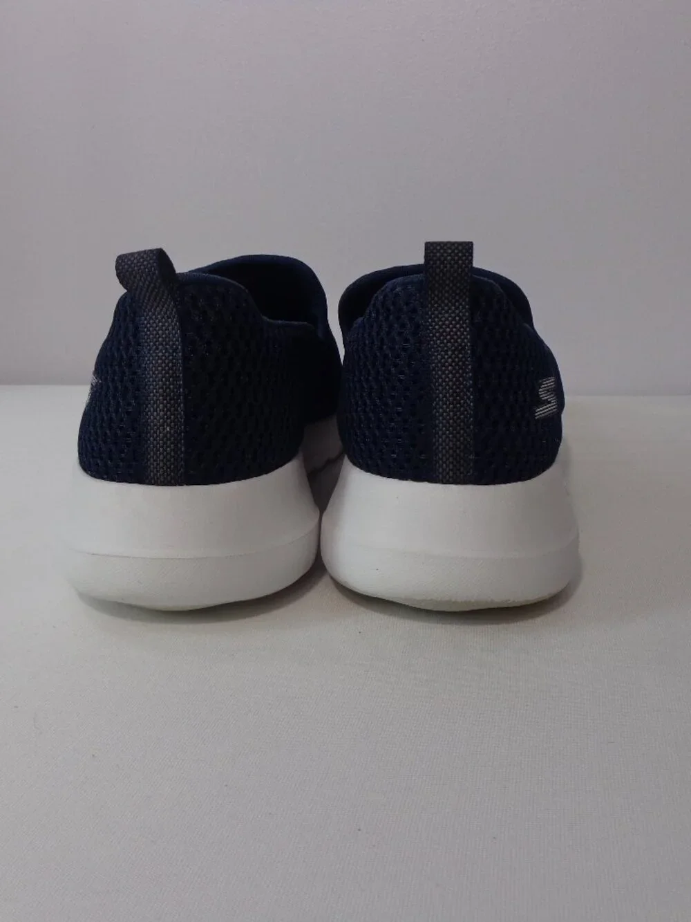 SKECHERS GO WALK Max Slip-On Walking Sneakers Navy Blue Shoes Women's Sz 9.5